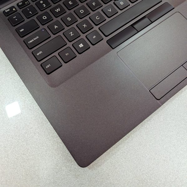 Dell Latitude 5400 | Intel Core i7-8th Gen | 8GB RAM | 256GB SSD | 14- Inch FHD Touch screen Display Laptop - Image 7