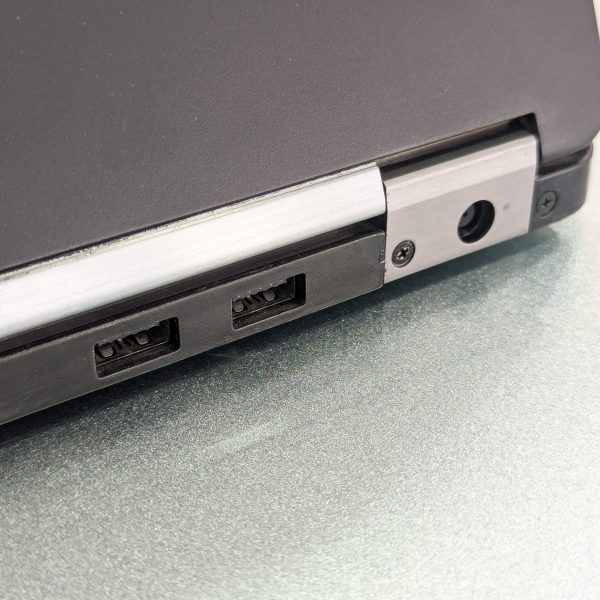 Dell Latitude E7470  | Intel Core i5-6th Gen | 8GB Ram | 256GB SSD | 14" inch FHD Display Laptop - Image 4